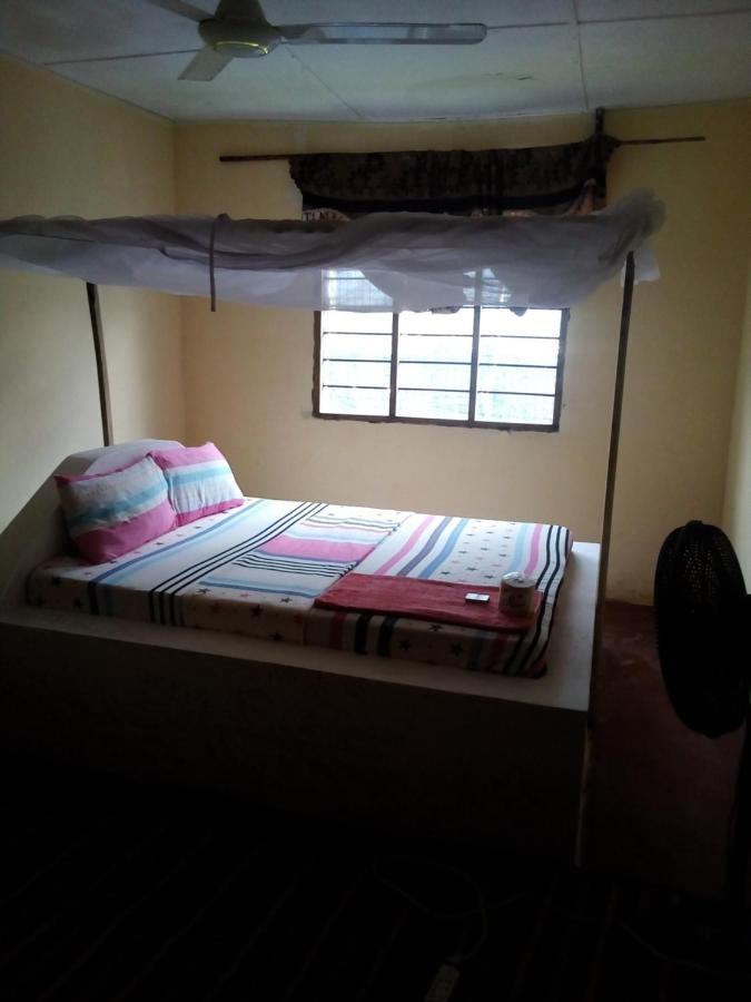 Mgeni Homestay كيليندوني الغرفة الصورة